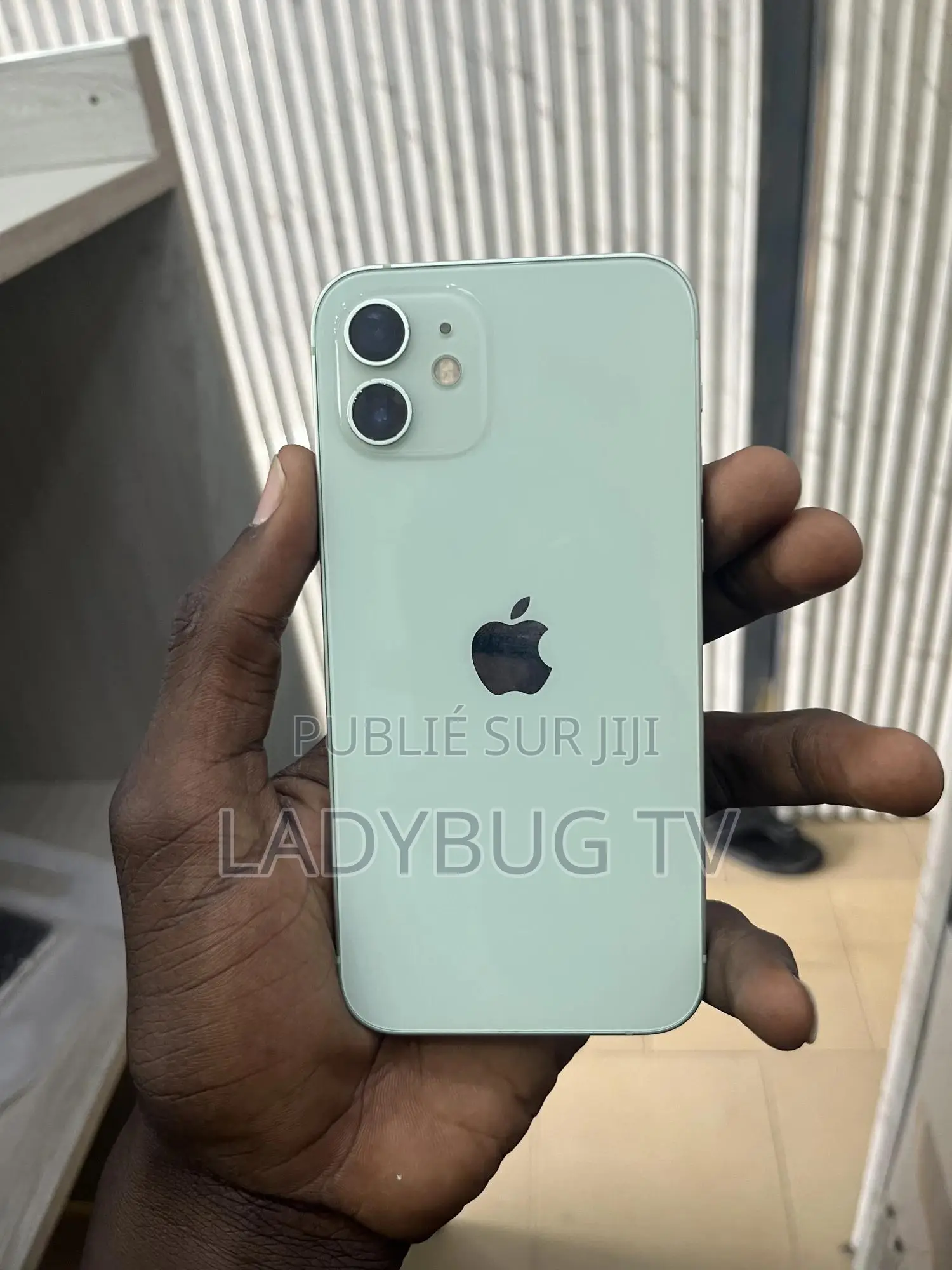 New Apple iPhone 12 128 GB Vert