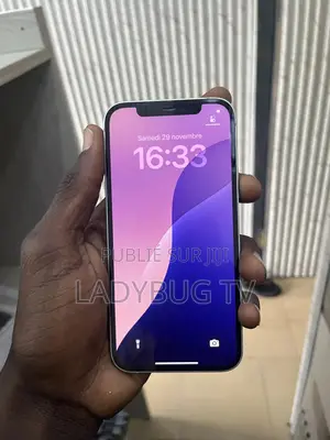 New Apple iPhone 12 128 GB Vert