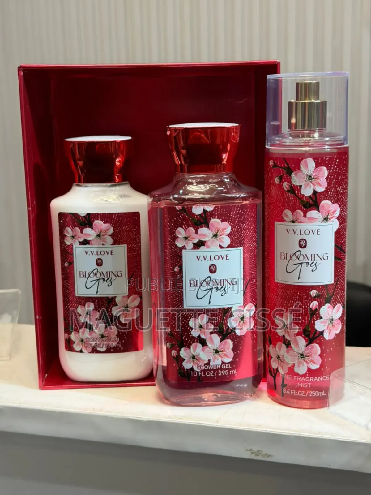 Box De Crème Parfumé+Gel De Douche+Brume De Corps