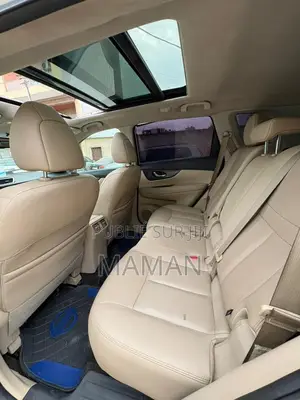 Photo - Nissan Rogue 2016 Blanc