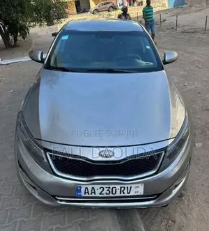 Photo - Kia K5 2014 Gris