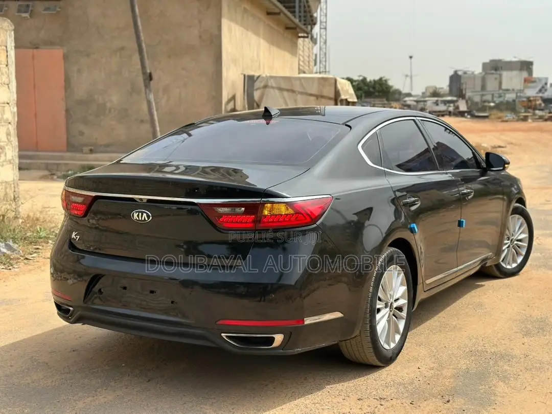 Kia K5 2.0 500h 2018 Noir Mat