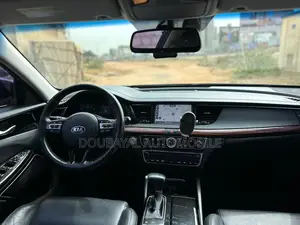 Kia K5 2.0 500h 2018 Noir Mat