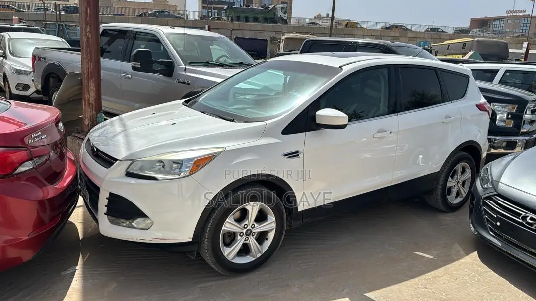 Ford Escape 2015 Blanc