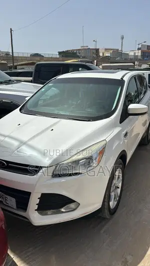 Ford Escape 2015 Blanc