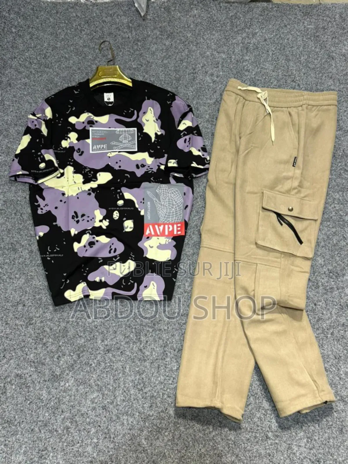 Ensemble T-Shirt Pantalon Jogging Disponible