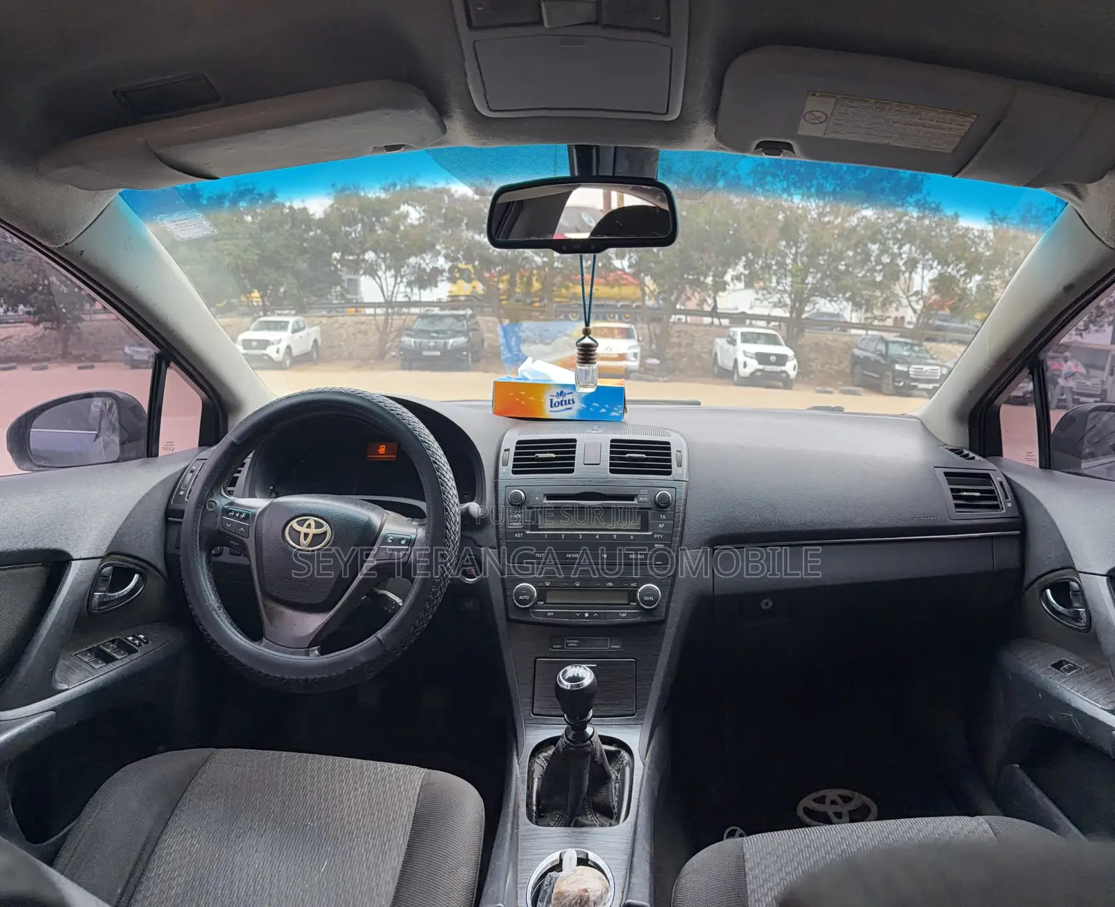 Toyota Avensis 2.0 Advanced 2011 Blue