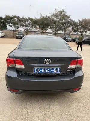 Toyota Avensis 2.0 Advanced 2011 Blue