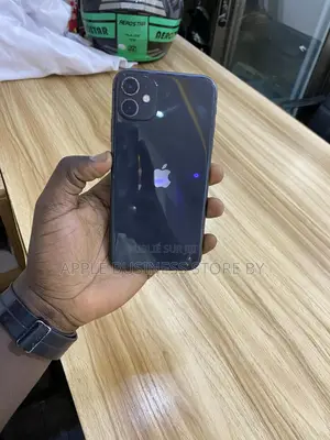 Photo - New Apple iPhone 11 64 GB Black