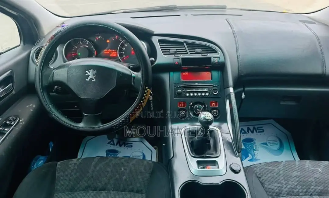 Peugeot 3008 2011 Gris