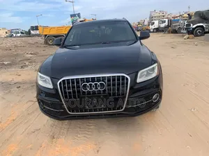 Photo - Audi Q5 2.0T Premium AWD quattro 2018 Black