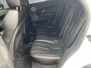 Land Rover Range Rover Evoque Pure AWD 5-Door 2013 Blanc