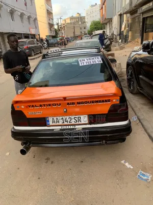 Renault 19 2011 Orange
