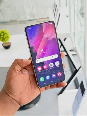 New Samsung Galaxy S21 FE 128 GB Vert