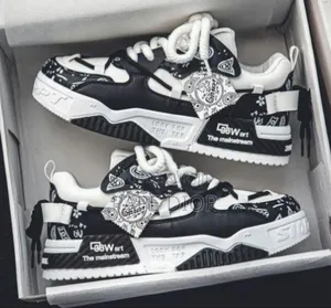 Papebouba.Diop6vendre Des Chaussures at #