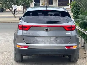 Kia Sportage SX 4dr SUV (2.0L 4cyl Turbo 6A) 2017 Gris