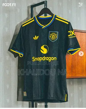 Photo - Maillot Des Clubs Et Équipe Nationale