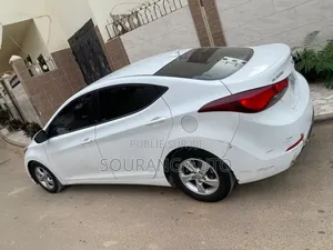 Hyundai Elantra SE 4dr Sedan (1.8L 4cyl 6A) 2015 Blanc