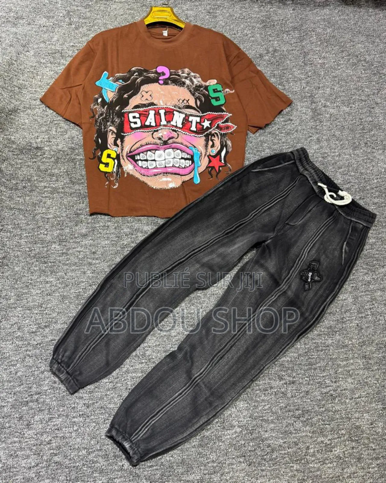 T-Shirts Pantalons Jogging Original Disponible