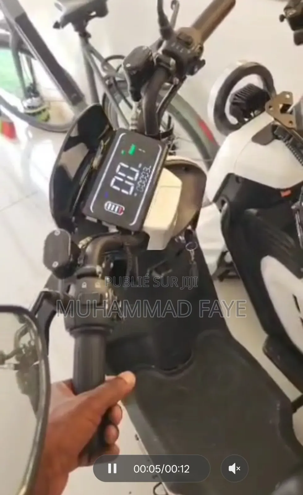 New Motorcycle 2025 Blanc