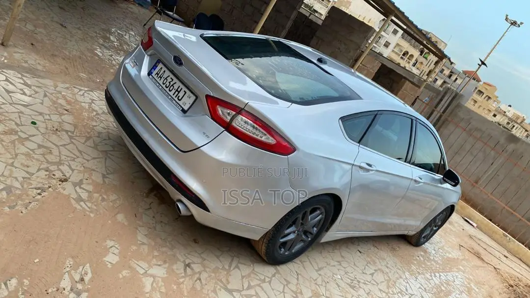 Ford Fusion 2016 Gris