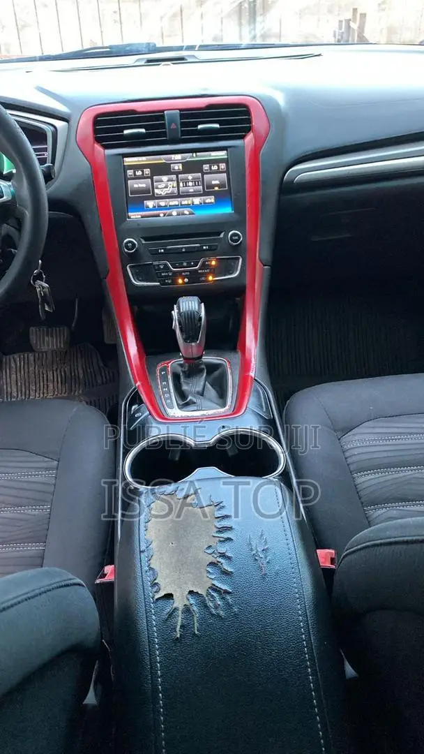 Ford Fusion 2016 Gris