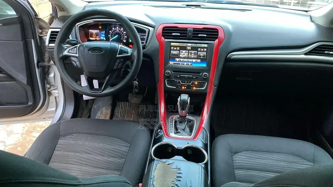 Ford Fusion 2016 Gris