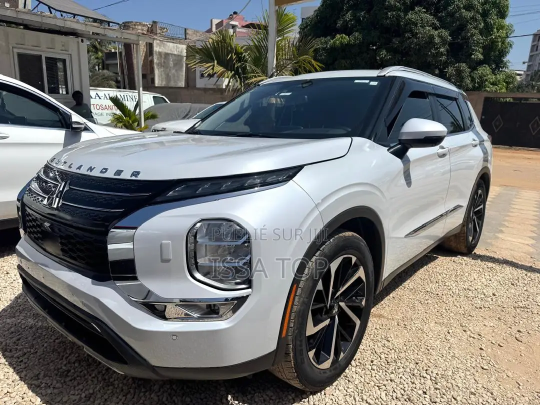 Mitsubishi Outlander 2022 Blanc