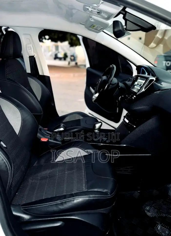 Peugeot 2008 2015 Blanc