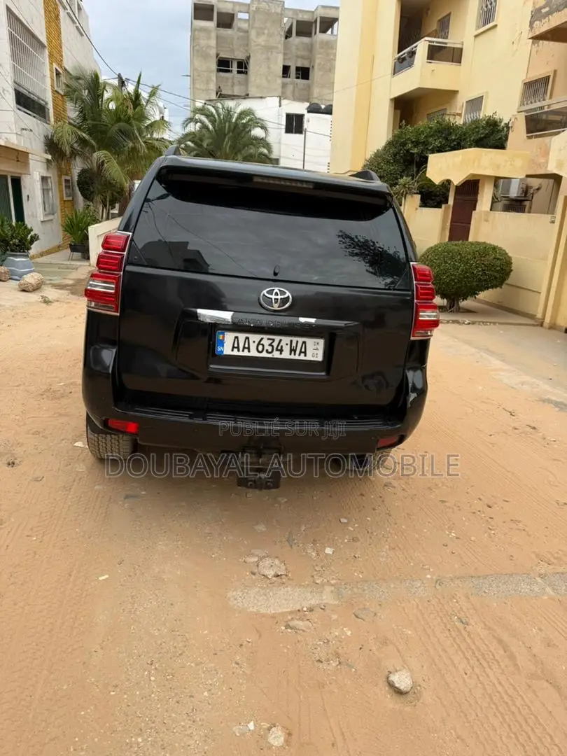 Toyota Land Cruiser Prado 2.7 i 2010 Noir Mat