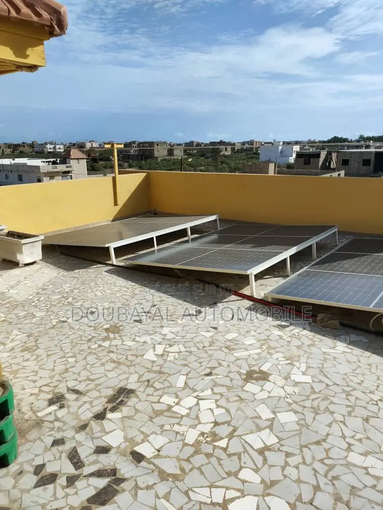 3chbre Villa dans Nouvelle Karthié, Thiès Sud à Vendre