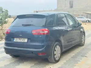 Citroen C3 Picasso 1.4 Petrol FWD 2015 Blue