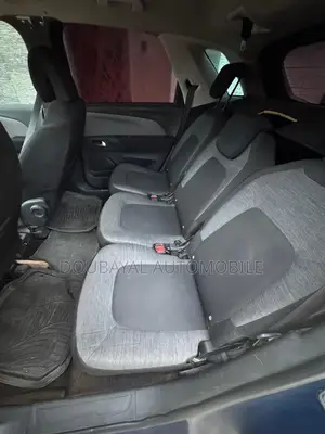 Citroen C3 Picasso 1.4 Petrol FWD 2015 Blue