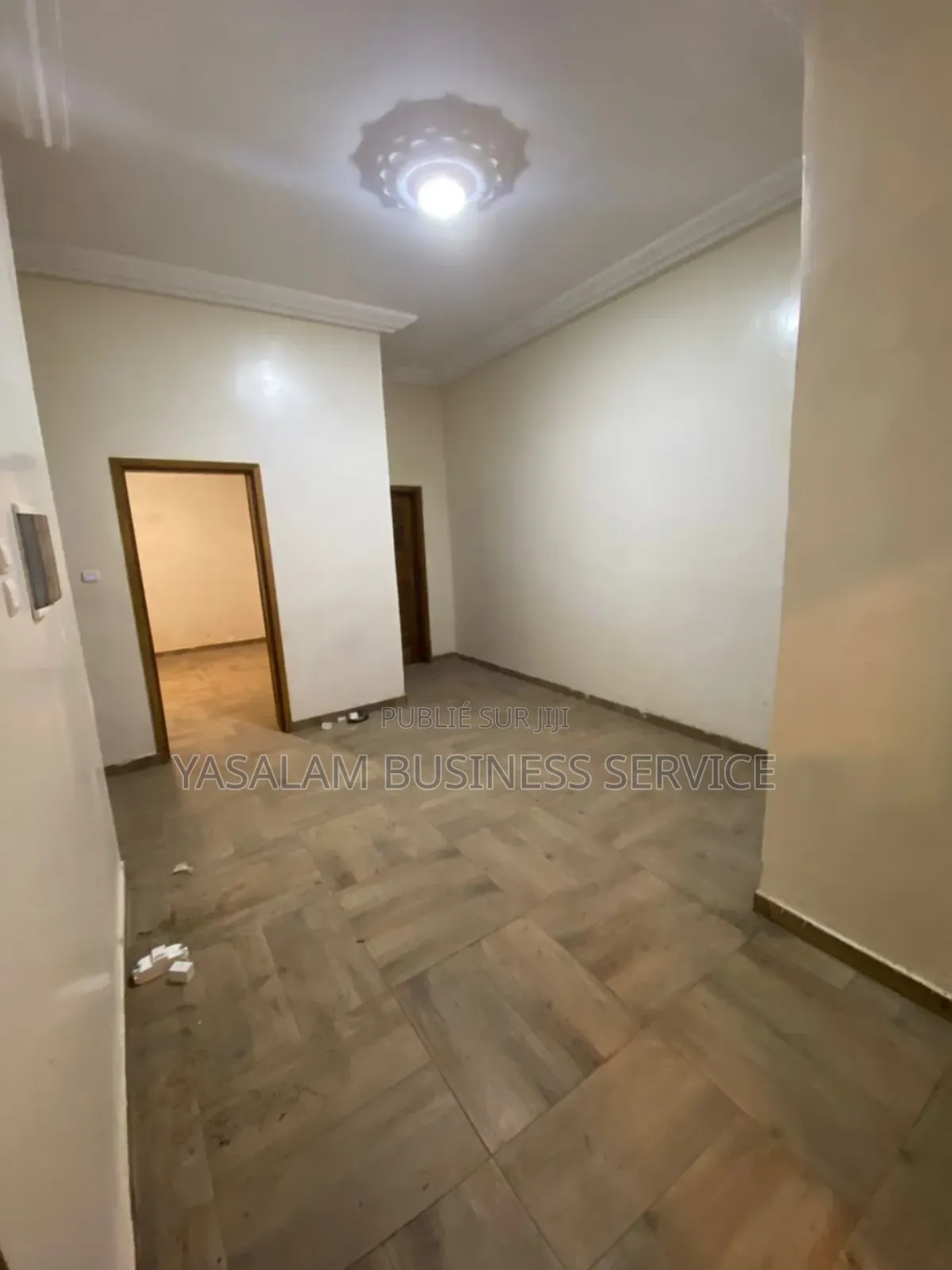 2chbre Appartement dans Yoff à Louer