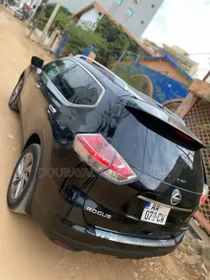 Nissan Rogue SV 4dr SUV AWD (2.5L 4cyl CVT) 2015 Noir Mat