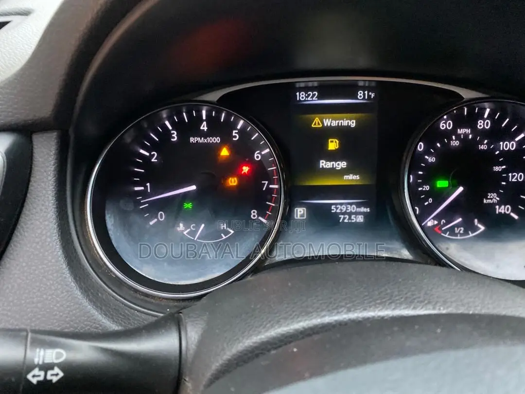 Nissan Rogue SV 4dr SUV AWD (2.5L 4cyl CVT) 2015 Noir Mat