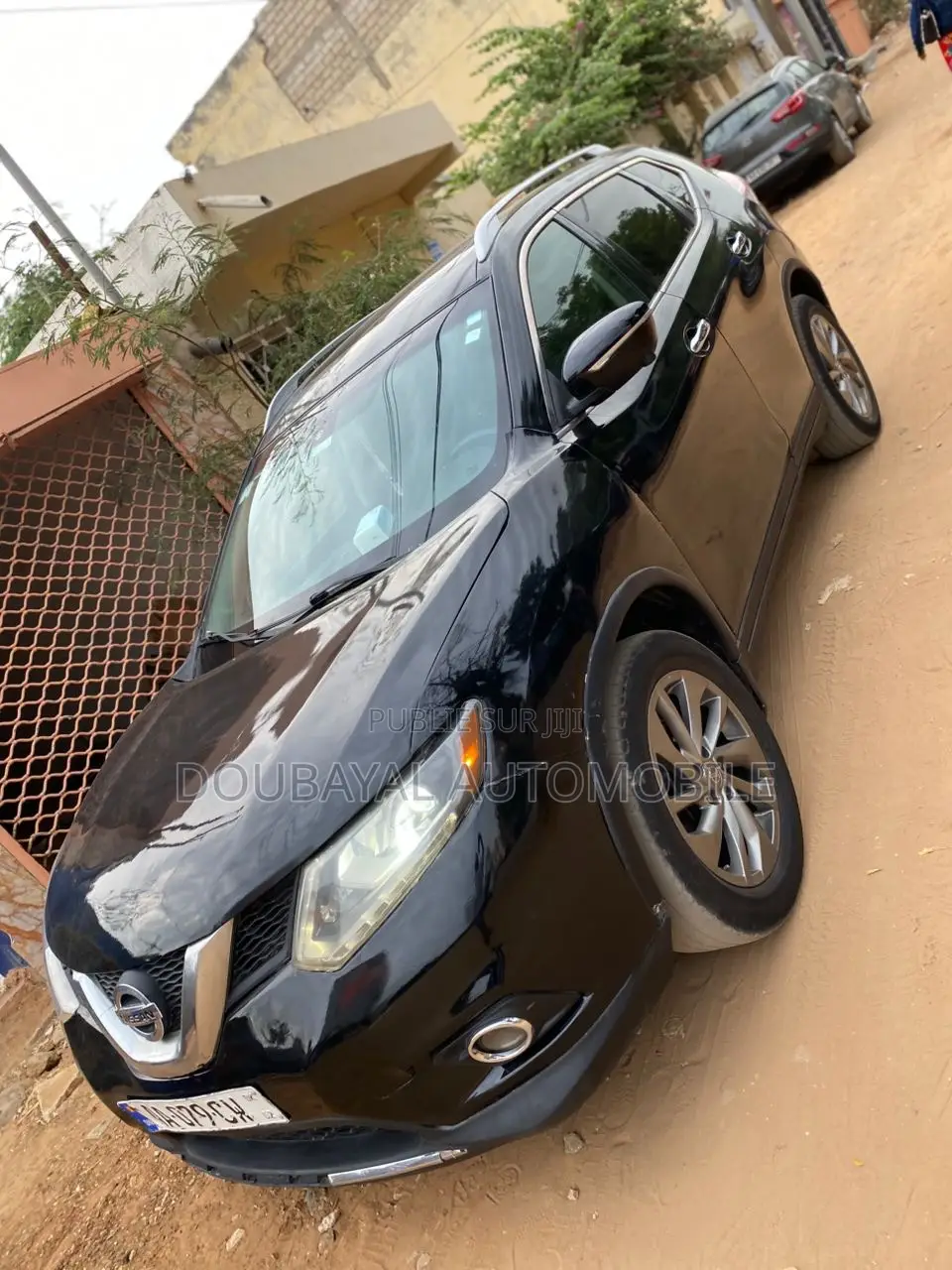 Nissan Rogue SV 4dr SUV AWD (2.5L 4cyl CVT) 2015 Noir Mat