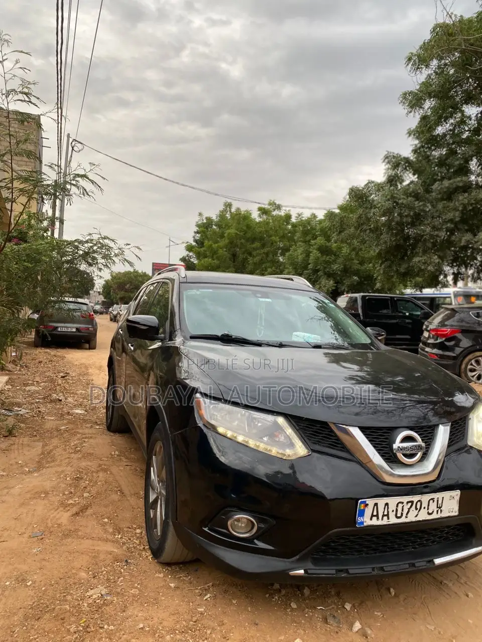 Nissan Rogue SV 4dr SUV AWD (2.5L 4cyl CVT) 2015 Noir Mat