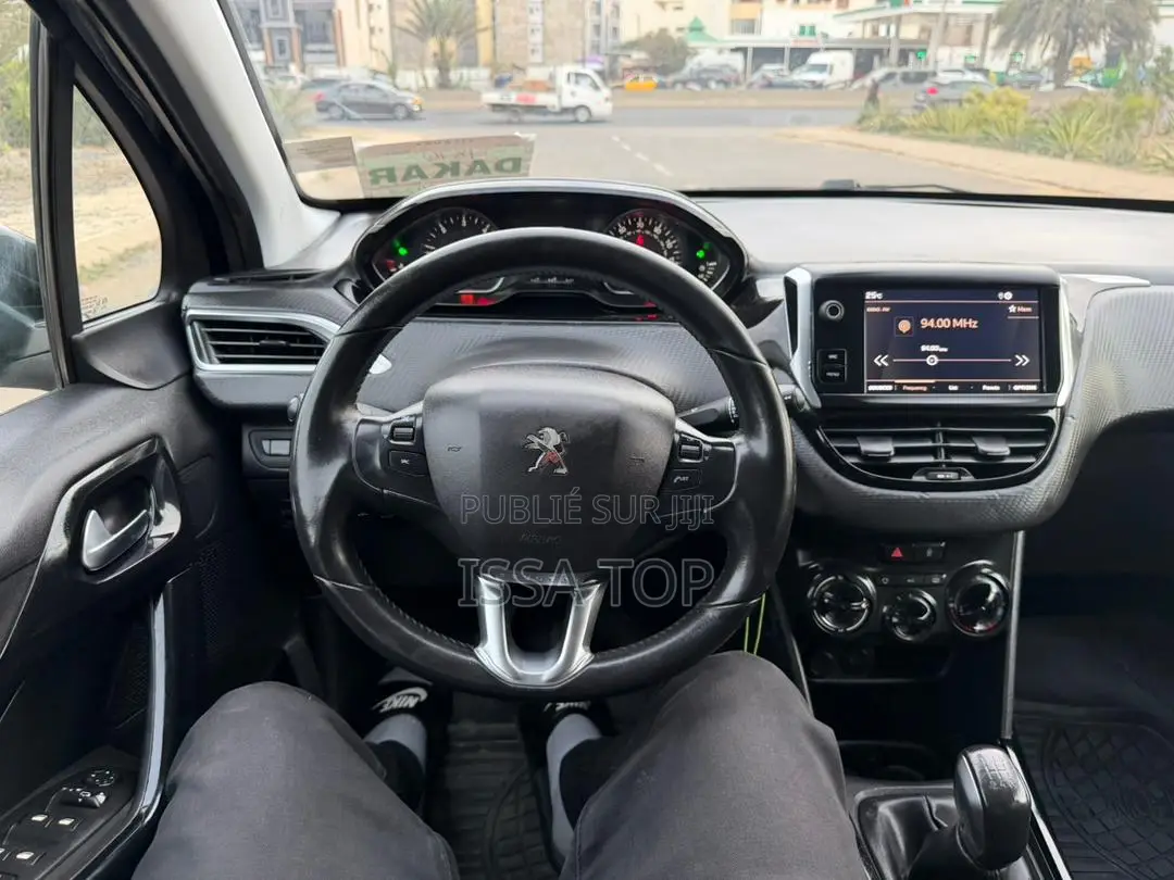 Peugeot 2008 2019 Black