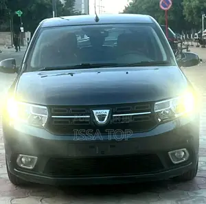 Photo - Dacia Duster 2017 Black