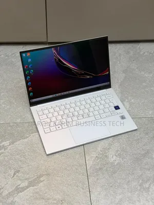 Photo - New Ordinateur Portable Samsung 8GB Intel Core I5 SSD 512GB