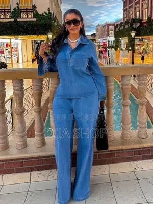 Ensemble en Jean Disponible