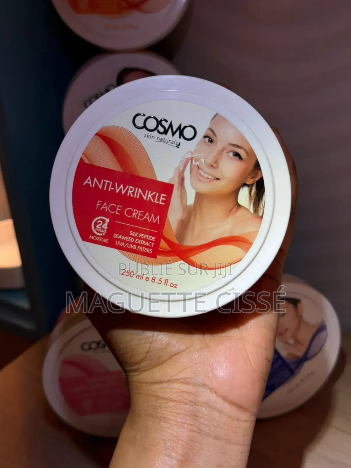 Crème De Visage Cosmo Idéal Pour Donner De l'Éclat Pour Le Visage