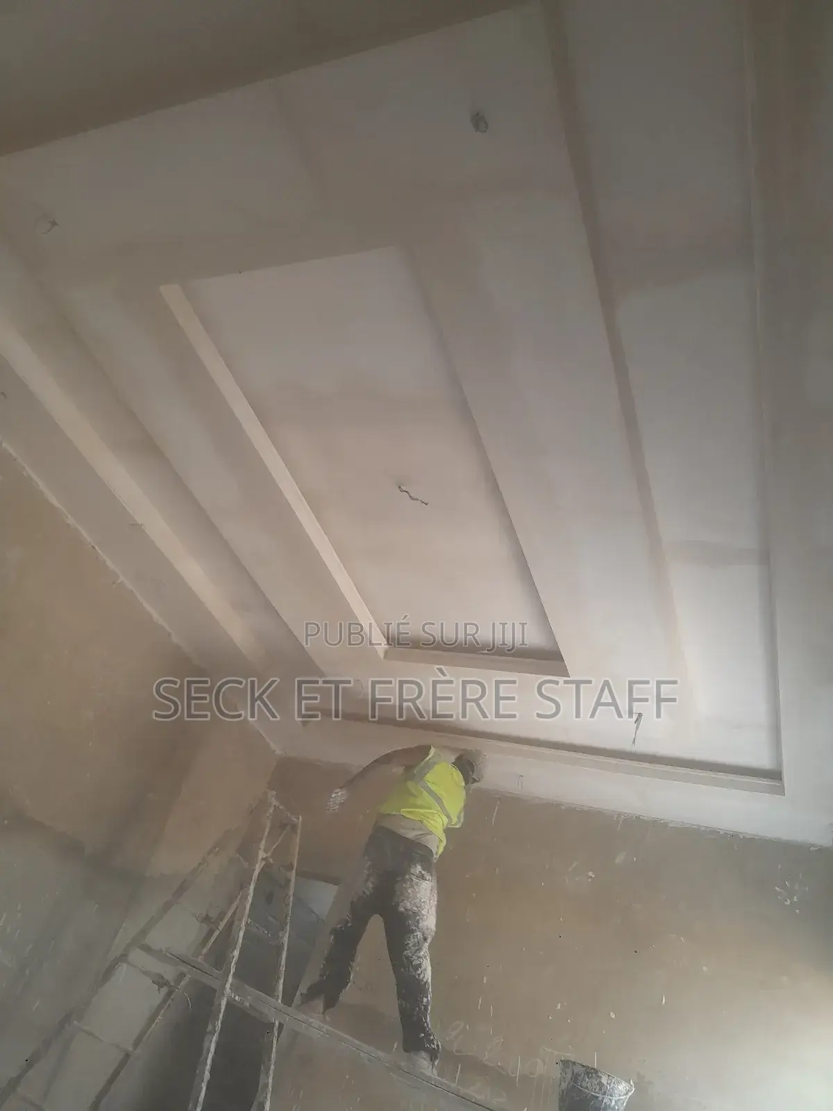 Travaux De Faux Plafonds – Seck & Frère Staff