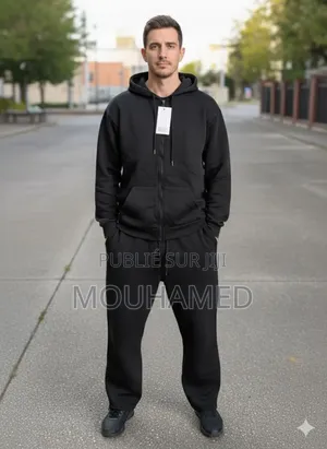 Ensemble Pull-Over Shic