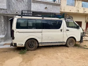 Toyota HiAce SV Premium 2013 Blanc