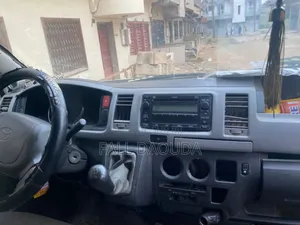 Toyota HiAce SV Premium 2013 Blanc