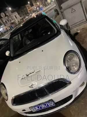 Photo - Mini Cooper 2012 Blanc