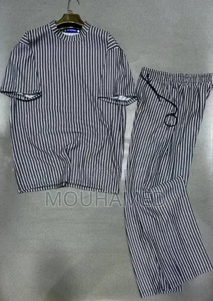 Ensemble À Rayures Fines