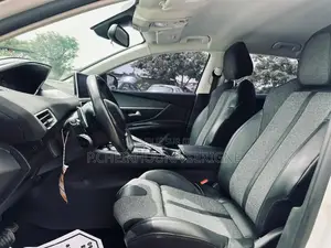 Peugeot 3008 2018 Blanc